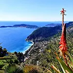 D Exception Avec Terrasse, Jacuzzi, Vue Mer, Parking, En Plein Coeur Du Village De * Èze