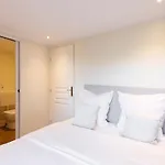 Apartament D Exception Avec Terrasse, Jacuzzi, Vue Mer, Parking, En Plein Coeur Du Village De