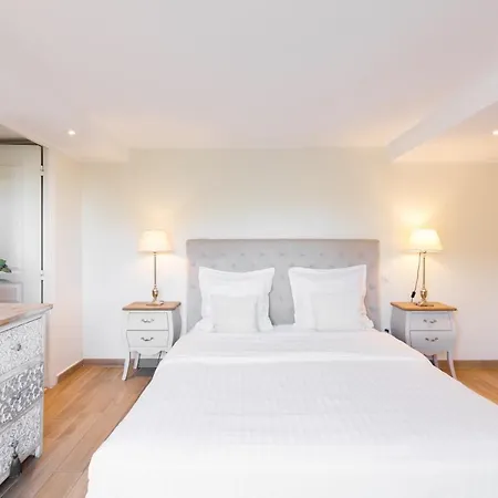 D Exception Avec Terrasse, Jacuzzi, Vue Mer, Parking, En Plein Coeur Du Village De