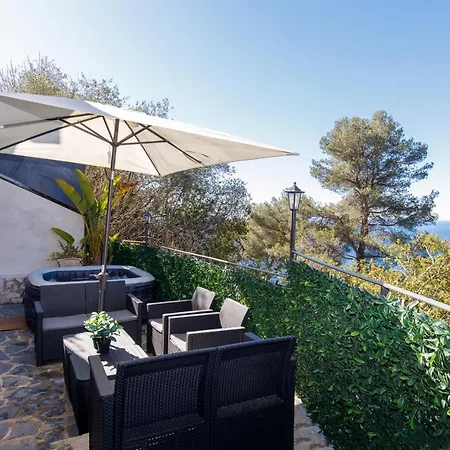 D Exception Avec Terrasse, Jacuzzi, Vue Mer, Parking, En Plein Coeur Du Village De Apartament *