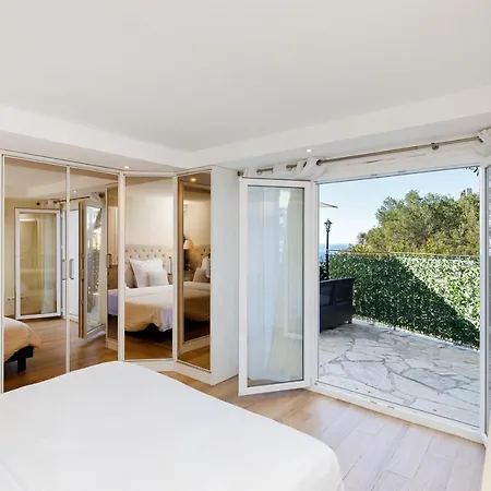 D Exception Avec Terrasse, Jacuzzi, Vue Mer, Parking, En Plein Coeur Du Village De דירה