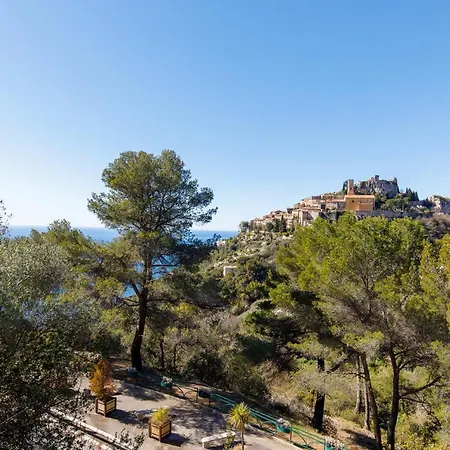 Apartment D Exception Avec Terrasse, Jacuzzi, Vue Mer, Parking, En Plein Coeur Du Village De Eze