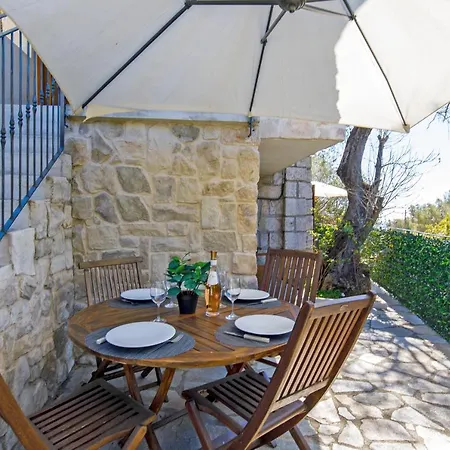 Apartment D Exception Avec Terrasse, Jacuzzi, Vue Mer, Parking, En Plein Coeur Du Village De